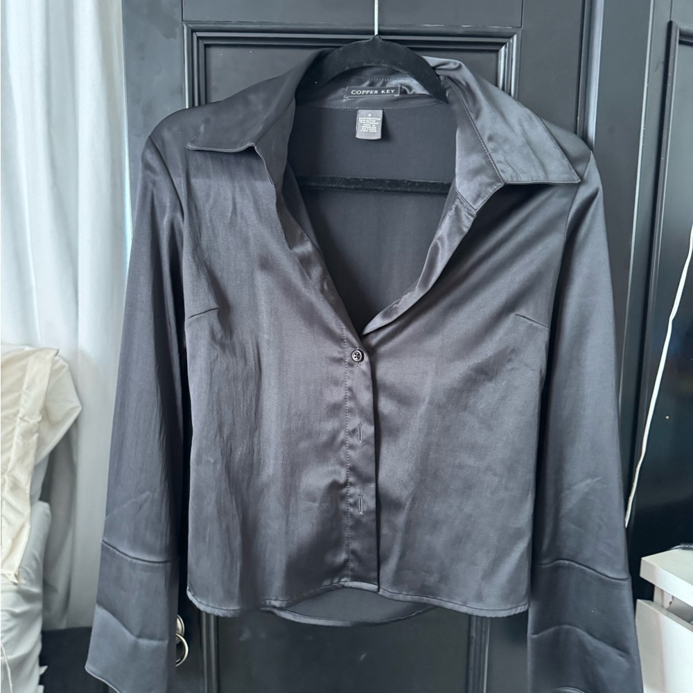 CoffeeShop Women's Charcoal Satin Button Down Shirt